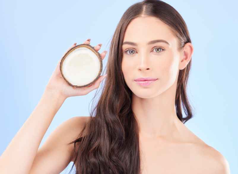 Huile de coco pour les cheveux : bienfaits, usages et précautions-Handissimo