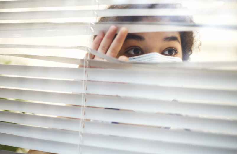 Paranoïa : quels sont les signes qui ne trompent pas ? Et que faire ?-Handissimo